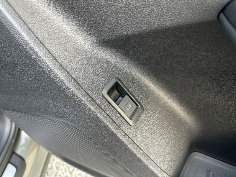 2020 (70) AUDI Q3 35 TFSI S Line 5dr 5015046