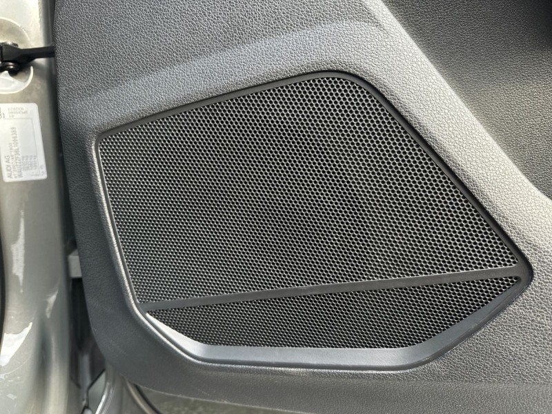 2020 (70) AUDI Q3 35 TFSI S Line 5dr 5015018