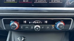 2020 (70) AUDI Q3 35 TFSI S Line 5dr 5015031