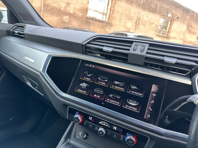 2020 (70) AUDI Q3 35 TFSI S Line 5dr 5015033