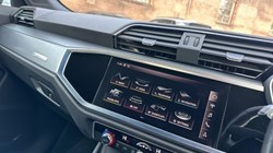 2020 (70) AUDI Q3 35 TFSI S Line 5dr 5015033
