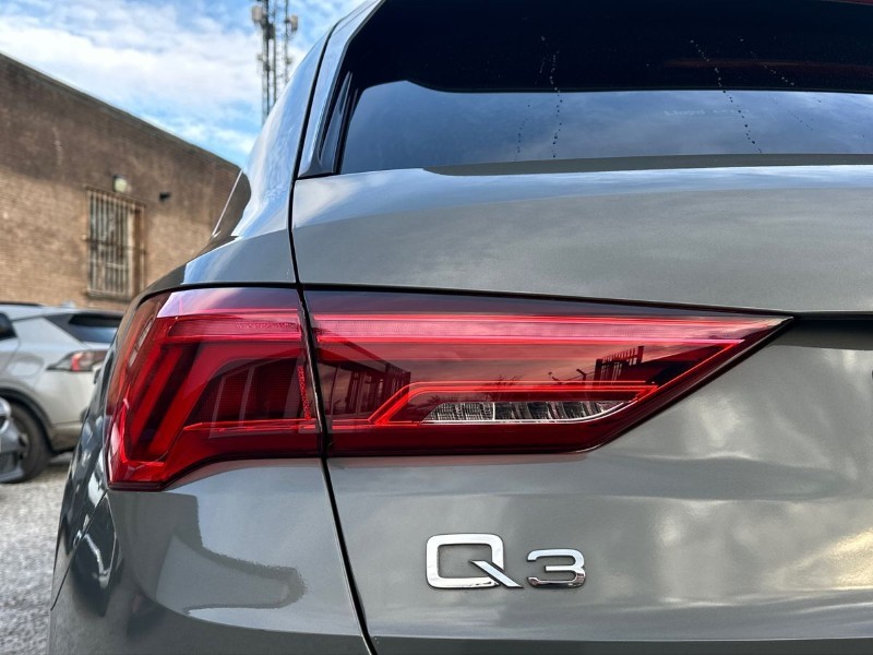2020 (70) AUDI Q3 35 TFSI S Line 5dr 5015043