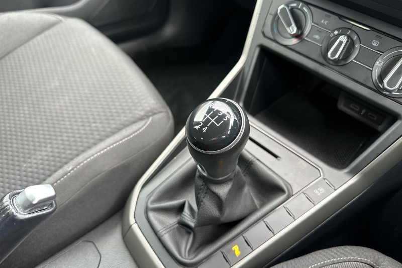 2021 (21) VOLKSWAGEN POLO 1.0 TSI 95 Match 5dr 5004336