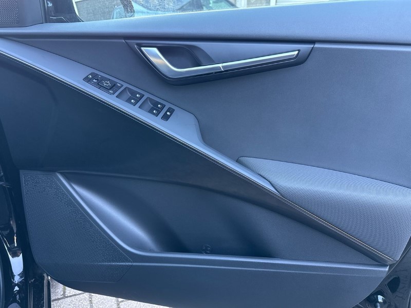 2025 (75) KIA NIRO 1.6 GDi 127 Hybrid 3 5dr DCT 4977329