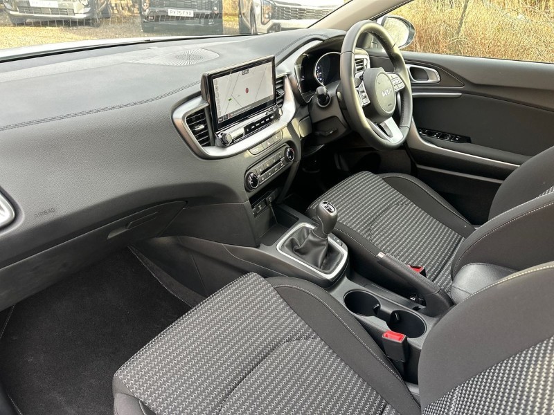 2025 (75) KIA XCEED 1.5T GDi ISG 138 2 5dr 4973843