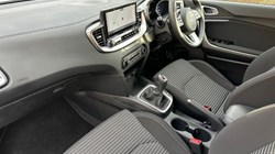 2025 (75) KIA XCEED 1.5T GDi ISG 138 2 5dr 4973843