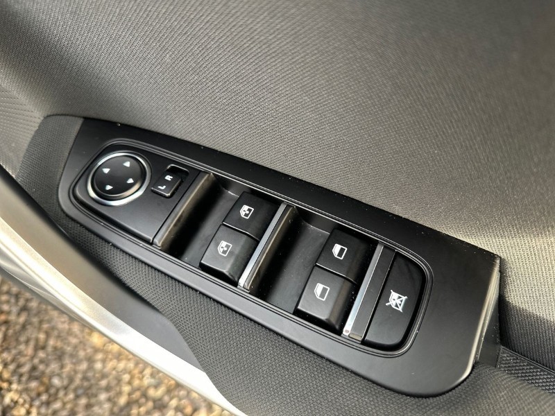 2025 (75) KIA XCEED 1.5T GDi ISG 138 2 5dr 4973824