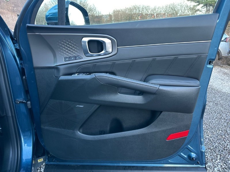 2024 (24) KIA SORENTO 1.6 T-GDi PHEV 4 5dr Auto 4998795