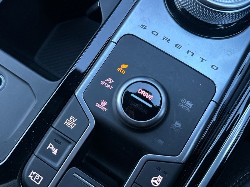 2024 (24) KIA SORENTO 1.6 T-GDi PHEV 4 5dr Auto 4998811