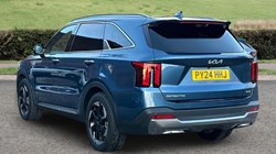 2024 (24) KIA SORENTO 1.6 T-GDi PHEV 4 5dr Auto 1