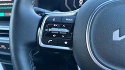 2024 (24) KIA SORENTO 1.6 T-GDi PHEV 4 5dr Auto 4998802
