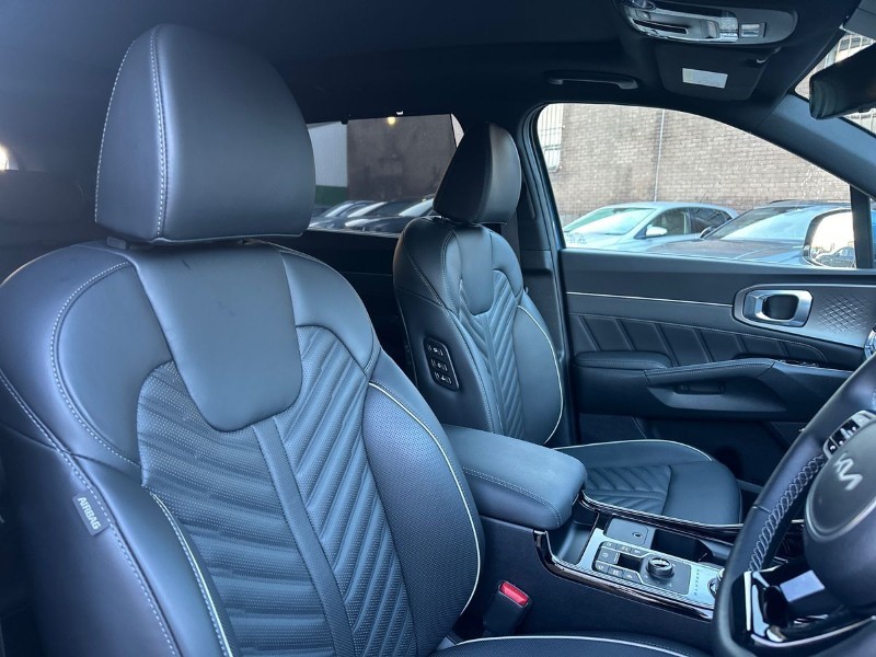 2024 (24) KIA SORENTO 1.6 T-GDi PHEV 4 5dr Auto 4998800