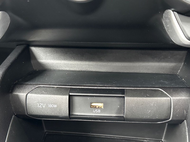 2020 (70) KIA STONIC 1.0T GDi 99 2 5dr 5021313