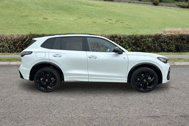 2026 (75) VOLKSWAGEN TIGUAN 2.0 TSI 265 4Motion Black Edition 5dr DSG 5549477