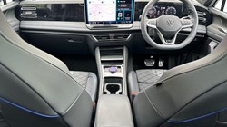 2026 (75) VOLKSWAGEN TIGUAN 2.0 TSI 265 4Motion Black Edition 5dr DSG 5549481