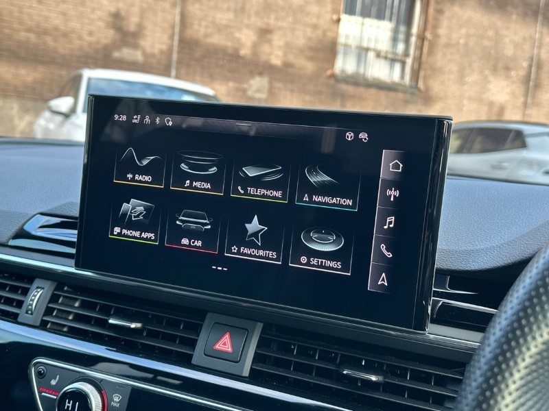 2021 (71) AUDI A4 35 TFSI Black Edition 5dr S Tronic 5012883