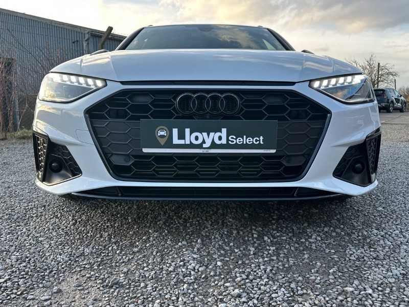 2021 (71) AUDI A4 35 TFSI Black Edition 5dr S Tronic 5012900