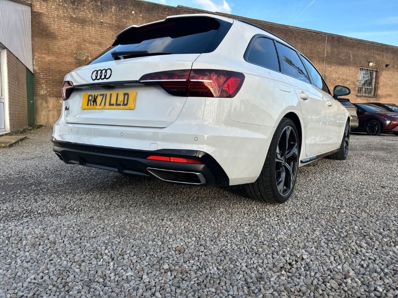 2021 (71) AUDI A4 35 TFSI Black Edition 5dr S Tronic 5012903