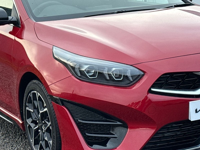 2025 (25) KIA CEED 1.5T GDi ISG 138 GT-Line 5dr DCT 5038626