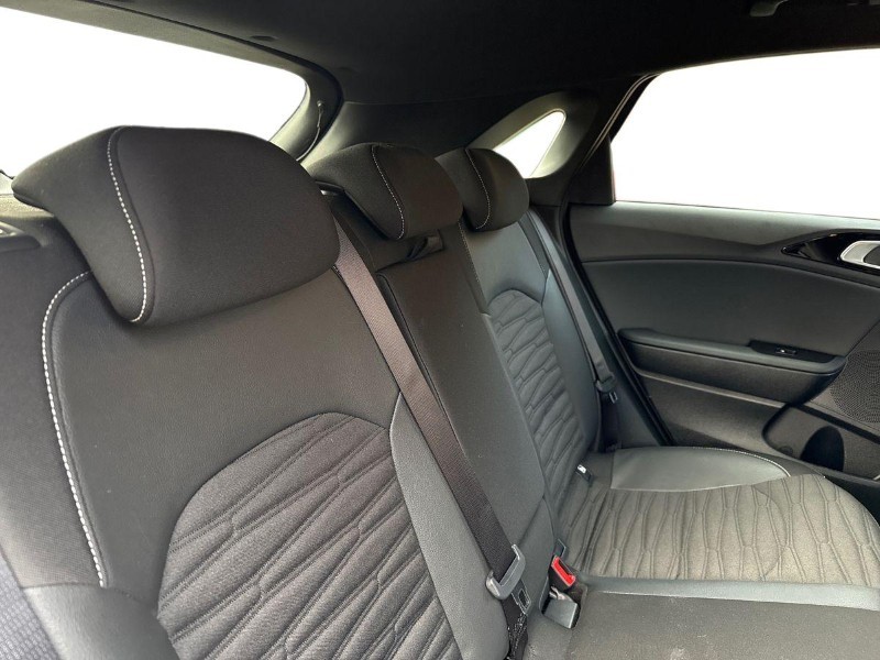 2025 (25) KIA CEED 1.5T GDi ISG 138 GT-Line 5dr DCT 5038593