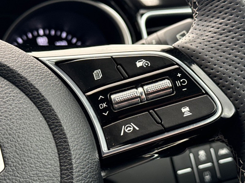 2025 (25) KIA CEED 1.5T GDi ISG 138 GT-Line 5dr DCT 5038608