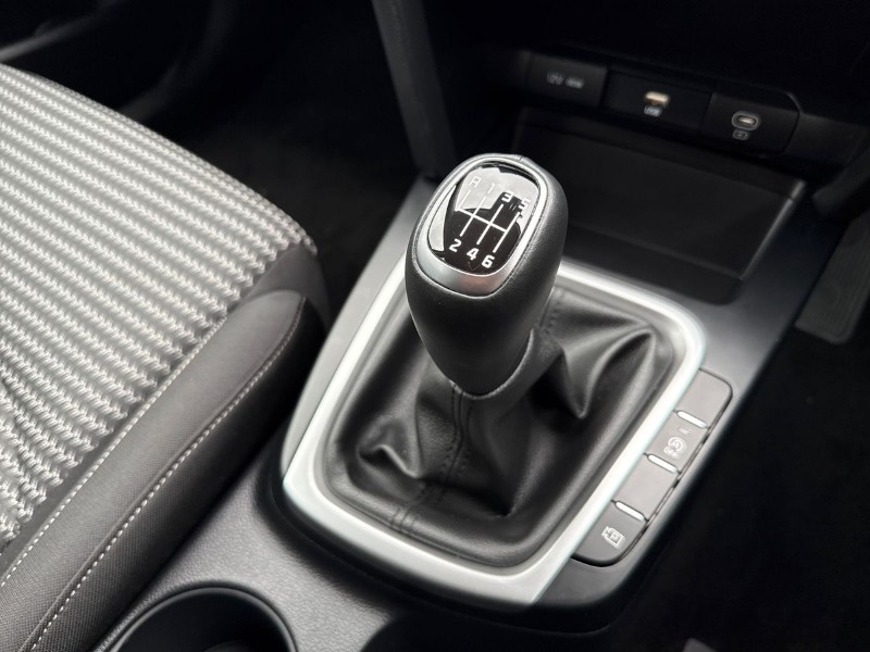 2025 (25) KIA CEED 1.5T GDi ISG 138 2 5dr 5037113