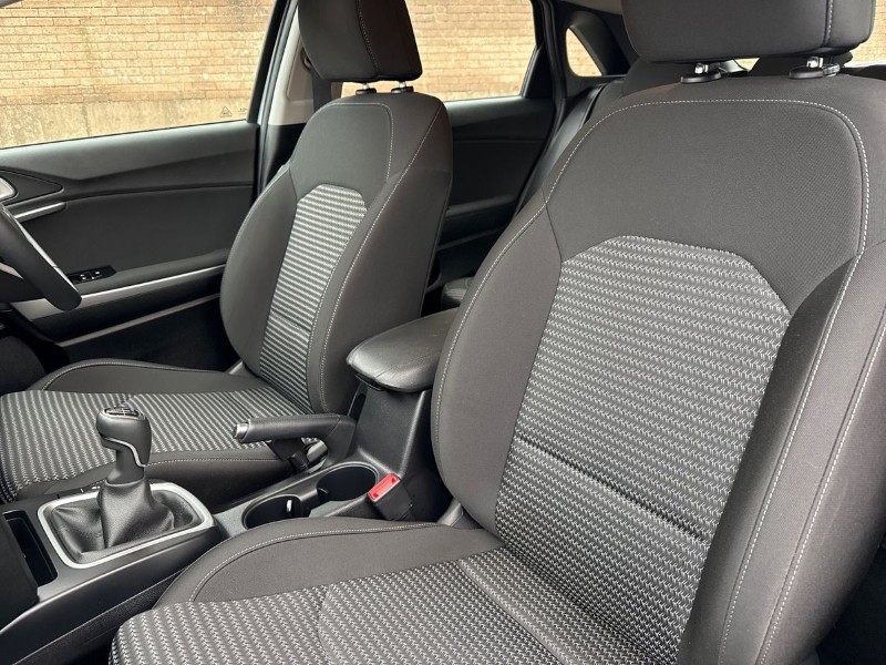 2025 (25) KIA CEED 1.5T GDi ISG 138 2 5dr 5037115