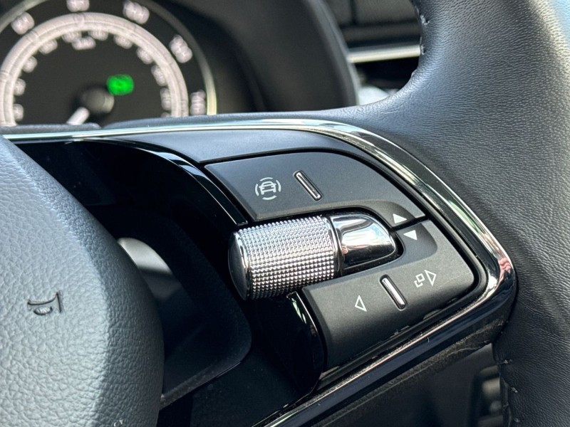 2024 (24) SKODA KAMIQ 1.0 TSI 110 SE Drive 5dr DSG 5013694