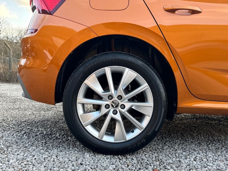 2024 (24) SKODA KAMIQ 1.0 TSI 110 SE Drive 5dr DSG 5013683