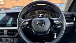 2024 (24) SKODA KAMIQ 1.0 TSI 110 SE Drive 5dr DSG 5013692