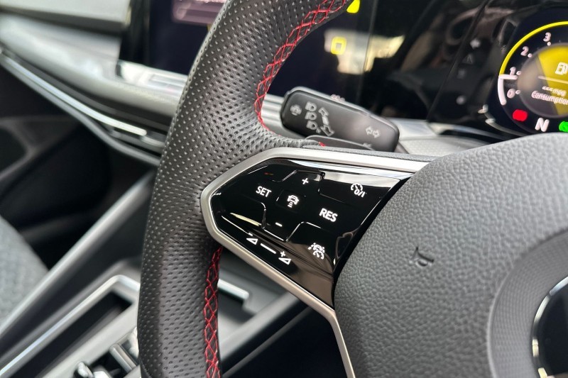 2022 (71) VOLKSWAGEN GOLF 2.0 TSI 300 GTI Clubsport 45 5dr DSG 4998070