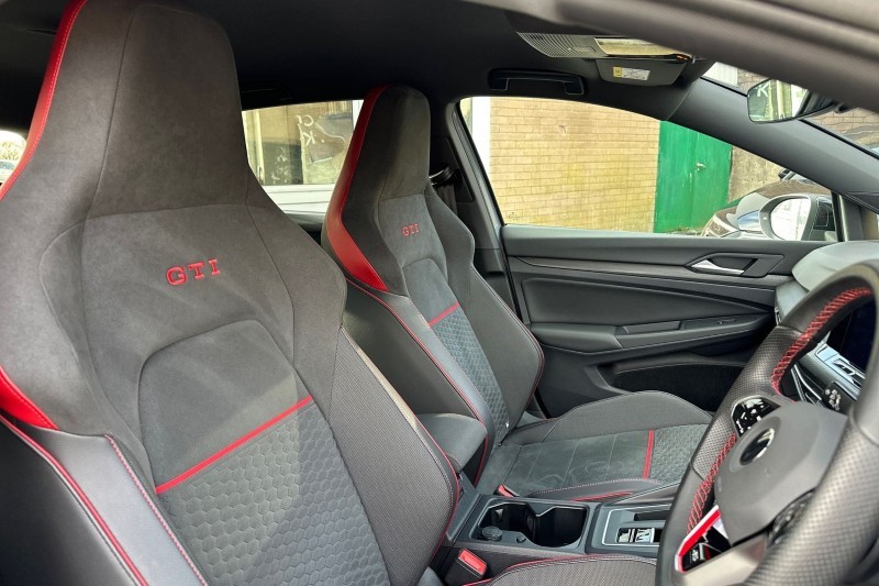 2022 (71) VOLKSWAGEN GOLF 2.0 TSI 300 GTI Clubsport 45 5dr DSG 4998068