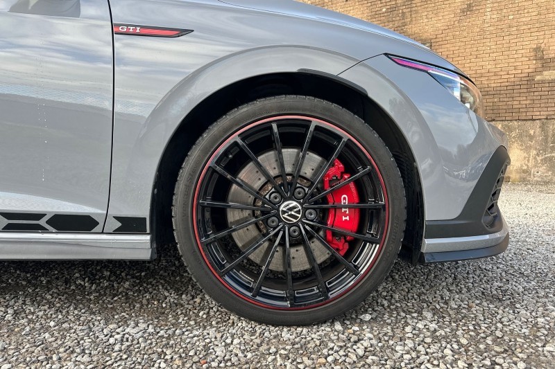 2022 (71) VOLKSWAGEN GOLF 2.0 TSI 300 GTI Clubsport 45 5dr DSG 4998060