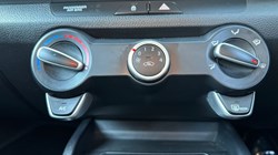 2023 (72) KIA STONIC 1.0T GDi 99 2 5dr 5038373