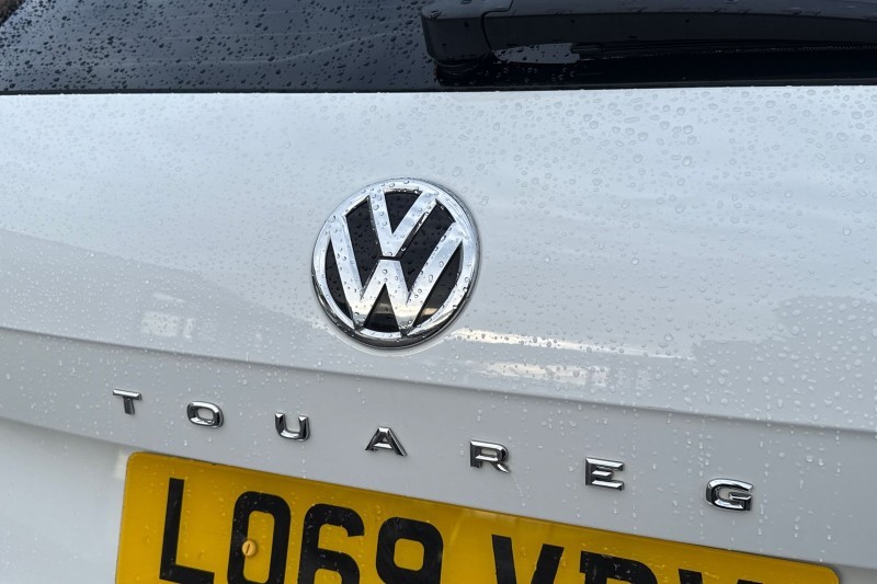 2020 (69) VOLKSWAGEN TOUAREG 3.0 V6 TDI 4Motion SEL 5dr Tip Auto 5024959