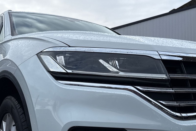 2020 (69) VOLKSWAGEN TOUAREG 3.0 V6 TDI 4Motion SEL 5dr Tip Auto 5024956