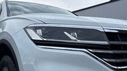 2020 (69) VOLKSWAGEN TOUAREG 3.0 V6 TDI 4Motion SEL 5dr Tip Auto 5024956