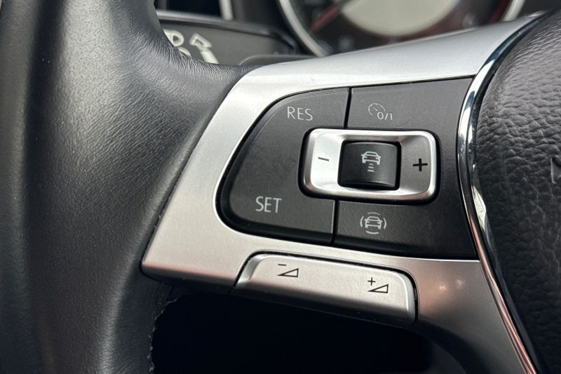 2020 (69) VOLKSWAGEN TOUAREG 3.0 V6 TDI 4Motion SEL 5dr Tip Auto 5024942