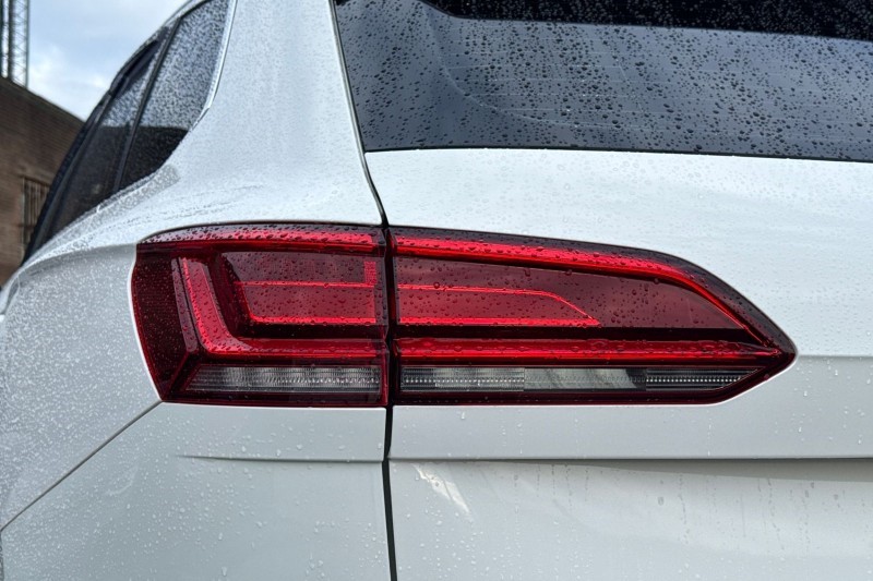 2020 (69) VOLKSWAGEN TOUAREG 3.0 V6 TDI 4Motion SEL 5dr Tip Auto 5024958