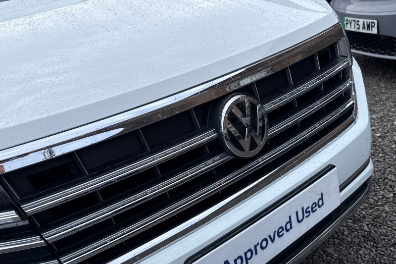2020 (69) VOLKSWAGEN TOUAREG 3.0 V6 TDI 4Motion SEL 5dr Tip Auto 5024957