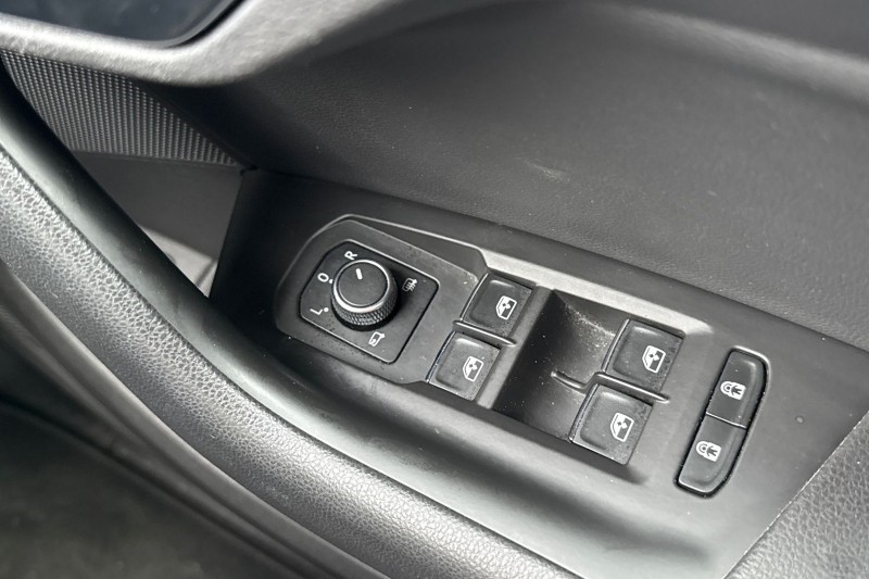 2020 (69) VOLKSWAGEN TOUAREG 3.0 V6 TDI 4Motion SEL 5dr Tip Auto 5024937