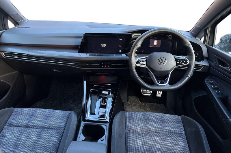 2024 (24) VOLKSWAGEN GOLF 1.4 TSI GTE 5dr DSG 5036737