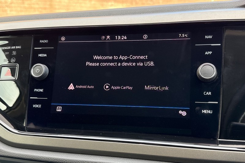 2021 (21) VOLKSWAGEN POLO 1.0 TSI 95 Match 5dr DSG 5036951