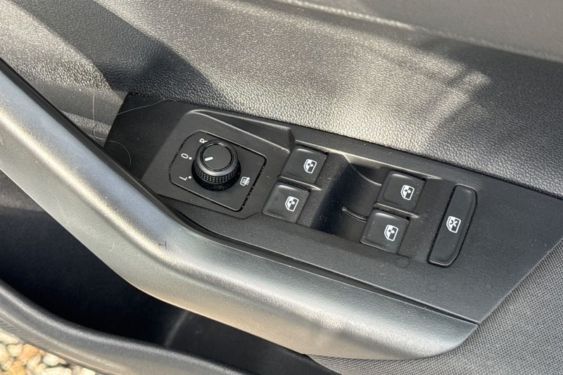 2021 (21) VOLKSWAGEN POLO 1.0 TSI 95 Match 5dr DSG 5036942