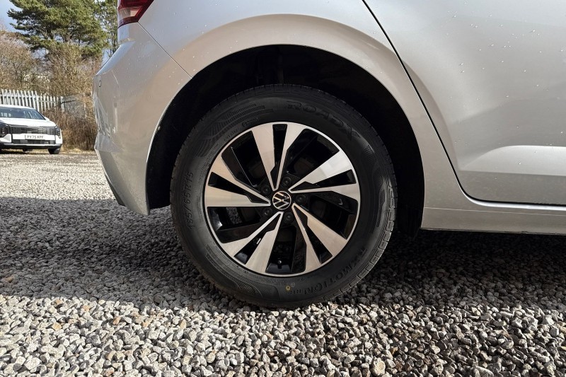 2021 (21) VOLKSWAGEN POLO 1.0 TSI 95 Match 5dr DSG 5036937