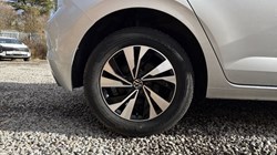 2021 (21) VOLKSWAGEN POLO 1.0 TSI 95 Match 5dr DSG 5036937