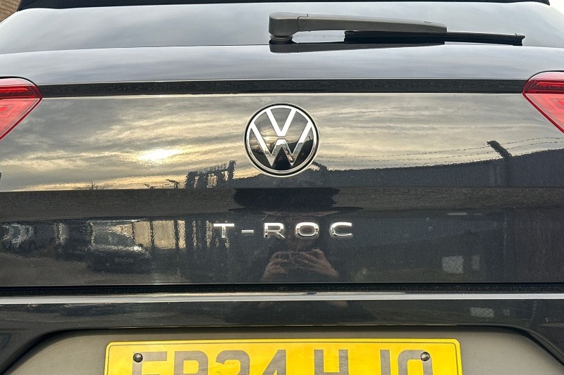 2024 (24) VOLKSWAGEN T-ROC 1.5 TSI Style 5dr 5017508