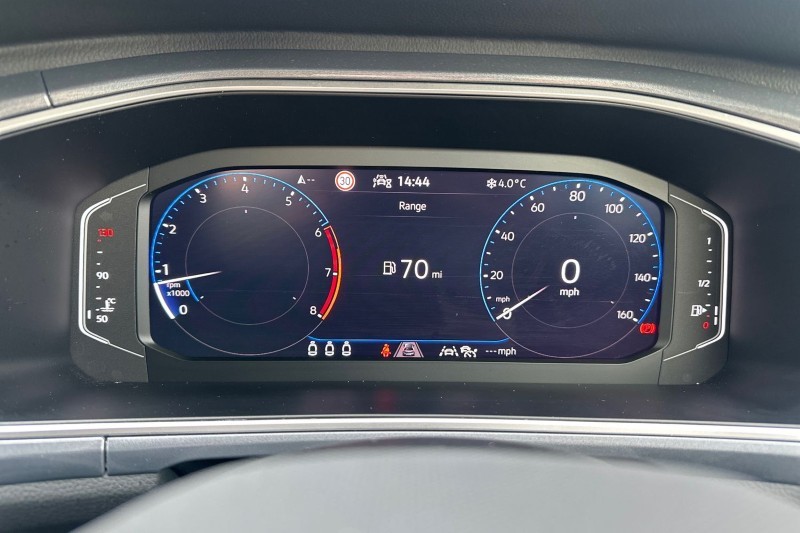 2024 (24) VOLKSWAGEN T-ROC 1.5 TSI Style 5dr 5017493