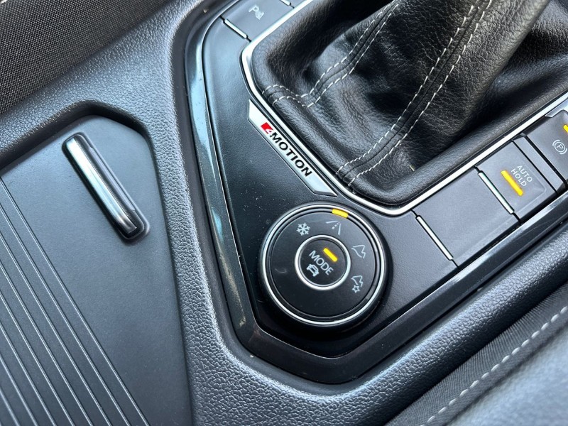 2023 (72) VOLKSWAGEN TIGUAN 2.0 TDI 4Motion R-Line 5dr DSG 5072356