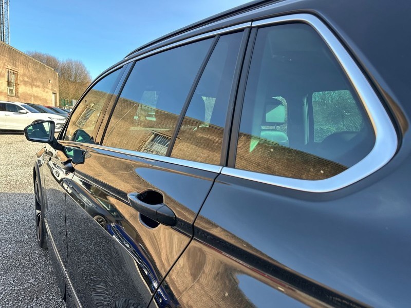 2023 (72) VOLKSWAGEN TIGUAN 2.0 TDI 4Motion R-Line 5dr DSG 5072326